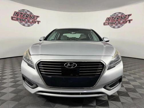 2016 Hyundai SONATA Hybrid SE