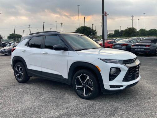Summit White 2021 Chevrolet Trailblazer RS