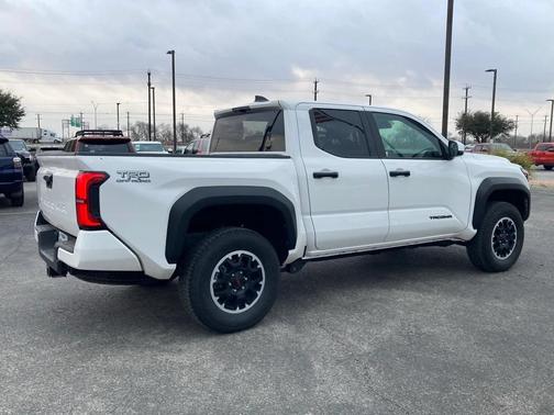 2025 Toyota Tacoma TRD Off-Road