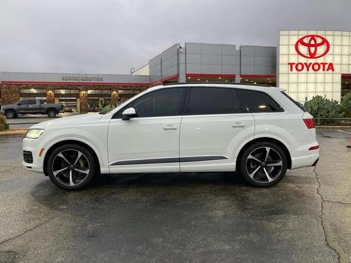 2019 Audi Q7 55 Prestige