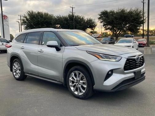 2023 Toyota Highlander Hybrid Limited