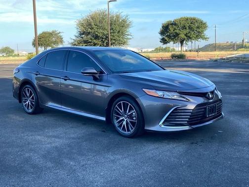 2024 Toyota Camry XLE