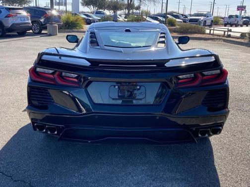 2022 Chevrolet Corvette Stingray w/2LT