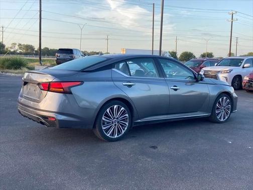 2023 Nissan Altima 2.5 SL