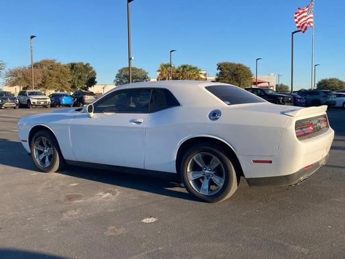 2020 Dodge Challenger SXT