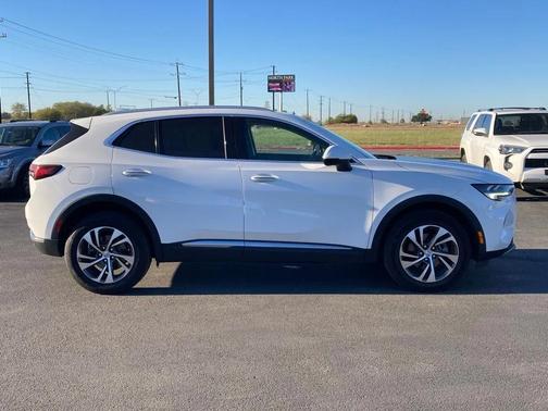 2023 Buick Envision Essence FWD