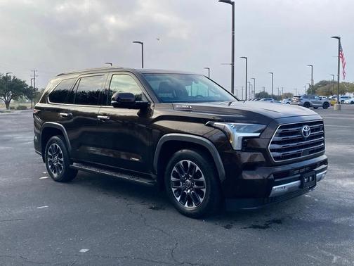 2023 Toyota Sequoia Limited