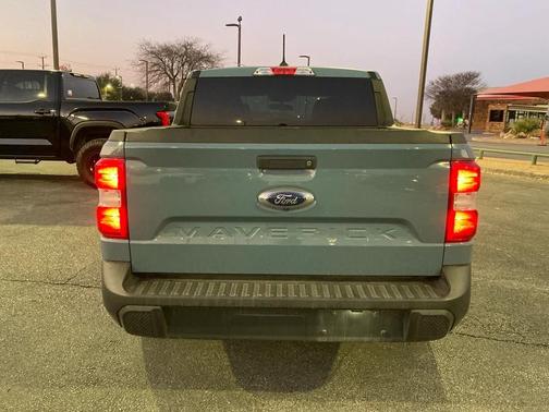 2022 Ford Maverick XL