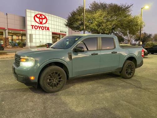 2022 Ford Maverick XL