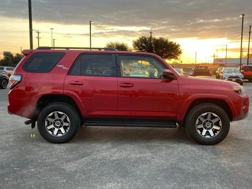 2023 Toyota 4Runner TRD Off Road