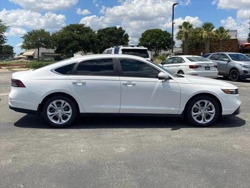 2025 Honda Accord LX 1.5T