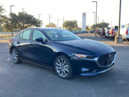 2025 Mazda Mazda3 FWD w/Preferred Package