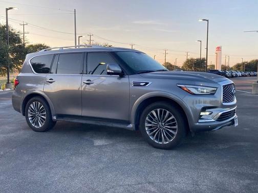 2019 INFINITI QX80 Luxe