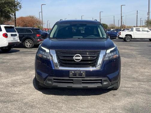 2024 Nissan Pathfinder SV FWD