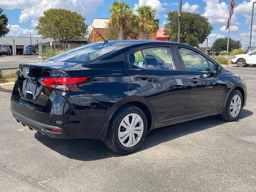 2024 Nissan Versa 1.6 S