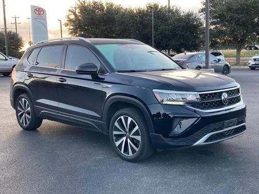 2022 Volkswagen Taos 1.5T SE