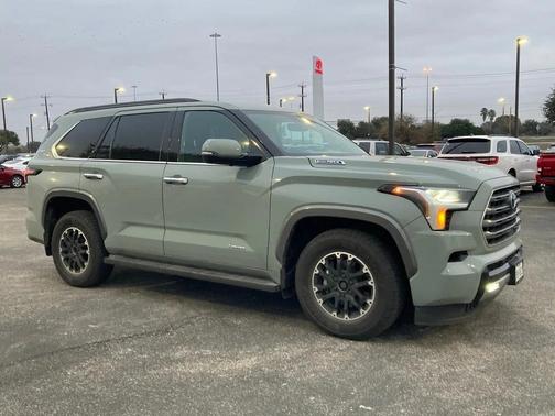 2023 Toyota Sequoia Limited