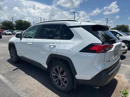 2024 Toyota RAV4 Hybrid XLE Premium