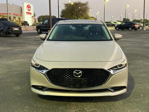 2025 Mazda Mazda3 FWD w/Preferred Package