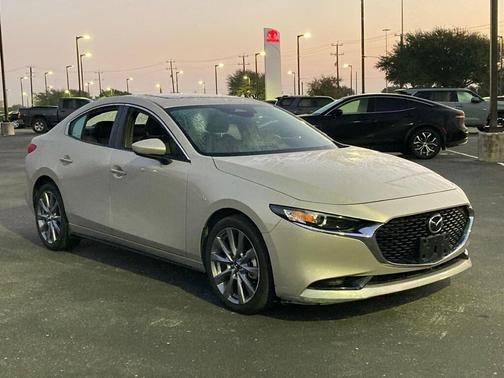 2025 Mazda Mazda3 FWD w/Preferred Package