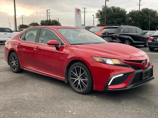 2024 Toyota Camry SE