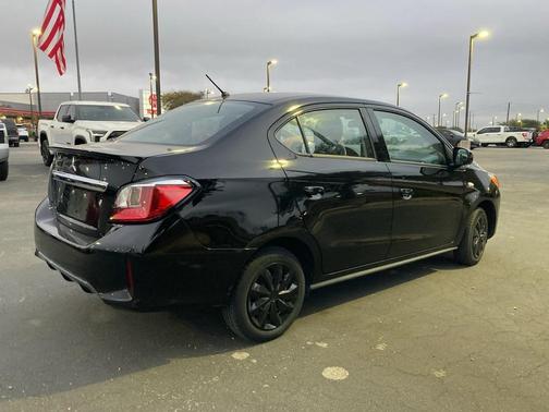 2024 Mitsubishi Mirage G4 ES
