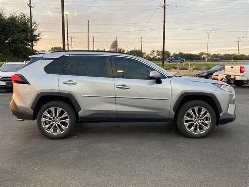 2020 Toyota RAV4 Limited