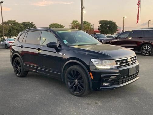2020 Volkswagen Tiguan 2.0T SE R-Line Black 4MOTION