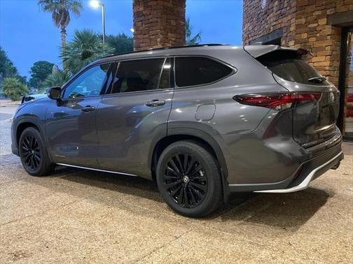 2024 Toyota Highlander XSE