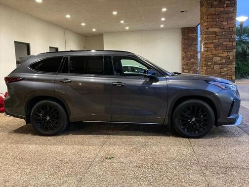 2024 Toyota Highlander XSE