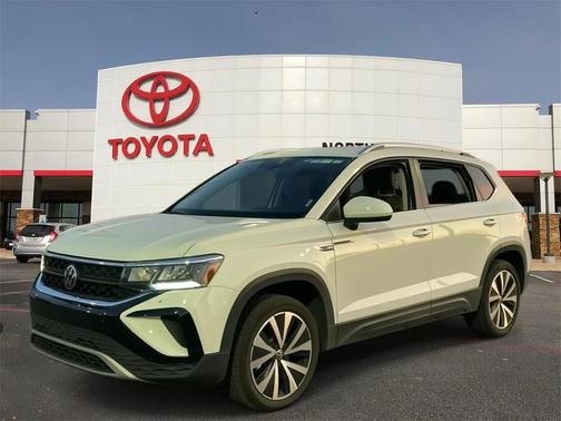 2024 Volkswagen Taos 1.5T SE