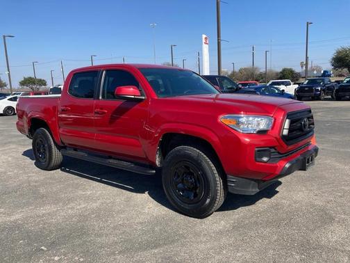 2022 Toyota Tacoma SR