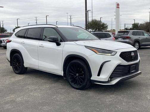 2023 Toyota Highlander XSE