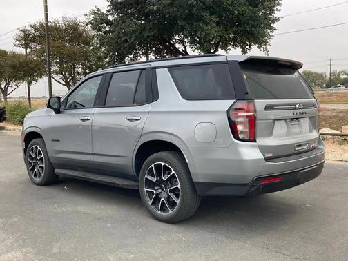 2024 Chevrolet Tahoe 2WD RST