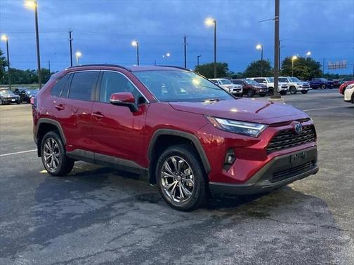 2024 Toyota RAV4 Hybrid XLE Premium