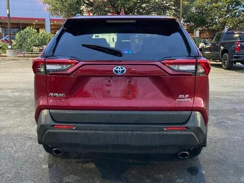 2024 Toyota RAV4 Hybrid XLE Premium