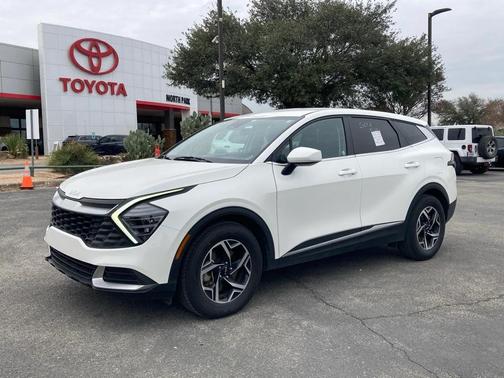 2024 Kia Sportage LX