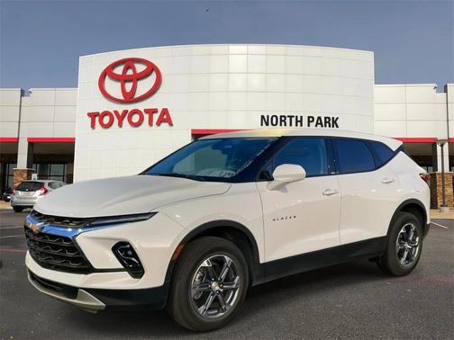 2025 Chevrolet Blazer 2LT