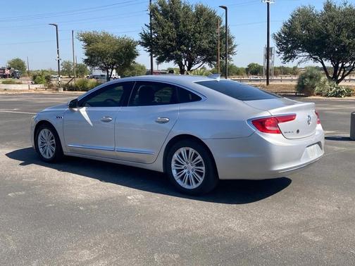 2018 Buick LaCrosse Essence