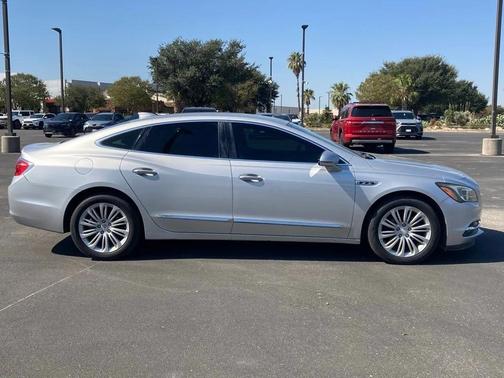 2018 Buick LaCrosse Essence
