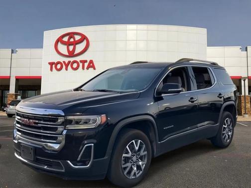 2023 GMC Acadia AWD SLT