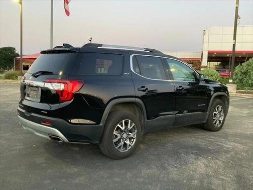 2023 GMC Acadia AWD SLT