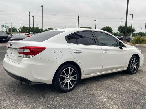 Crystal White Pearl 2018 Subaru Impreza 2.0i Limited