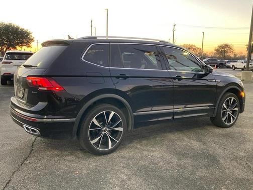 2023 Volkswagen Tiguan 2.0T SEL R-Line 4MOTION