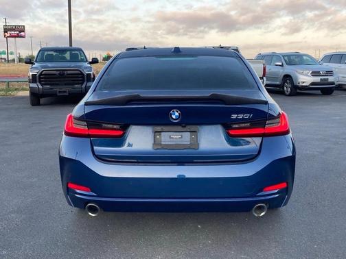 2023 BMW 330 330i