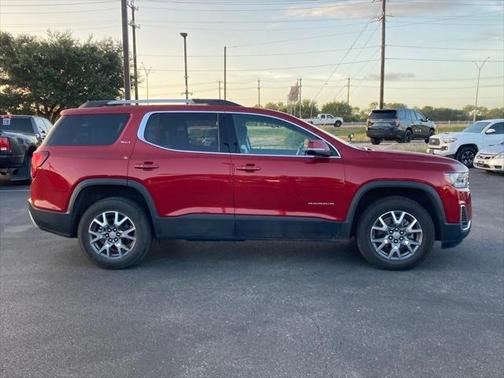 2023 GMC Acadia AWD SLT