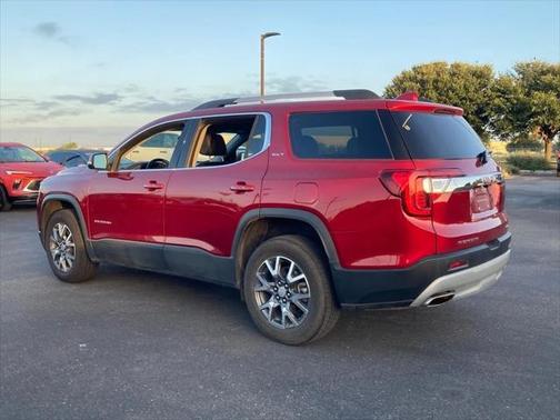 2023 GMC Acadia AWD SLT