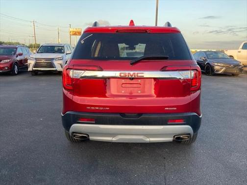 2023 GMC Acadia AWD SLT