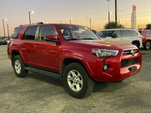 2024 Toyota 4Runner SR5 Premium