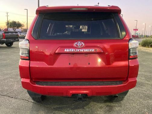 2024 Toyota 4Runner SR5 Premium